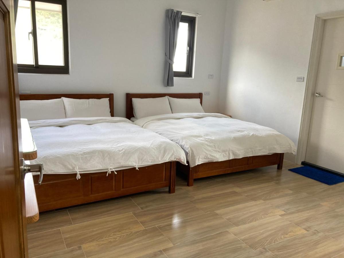 Golden Station Homestay Taitung Экстерьер фото